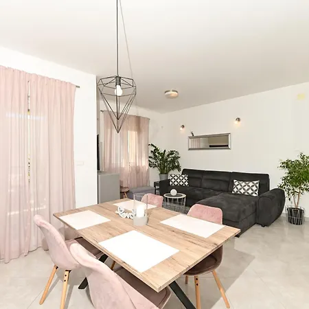 Marko Τρογκίρ